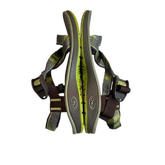 EUC Chacos Green/Gray Strappy Sandals - Picture 6 of 7